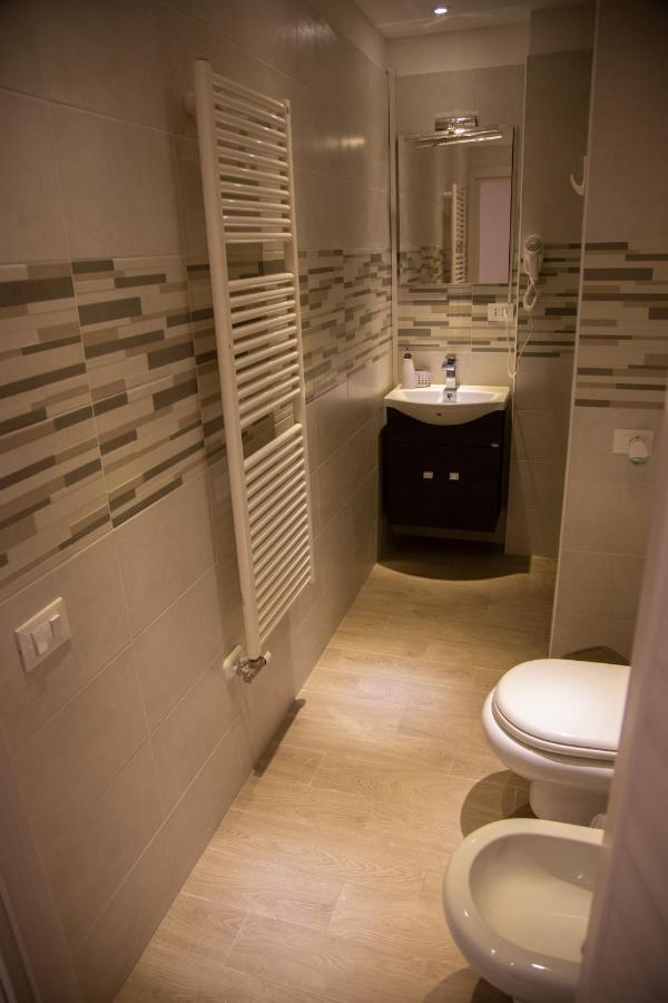 B&B Miramare Suite Ταράντο Εξωτερικό φωτογραφία