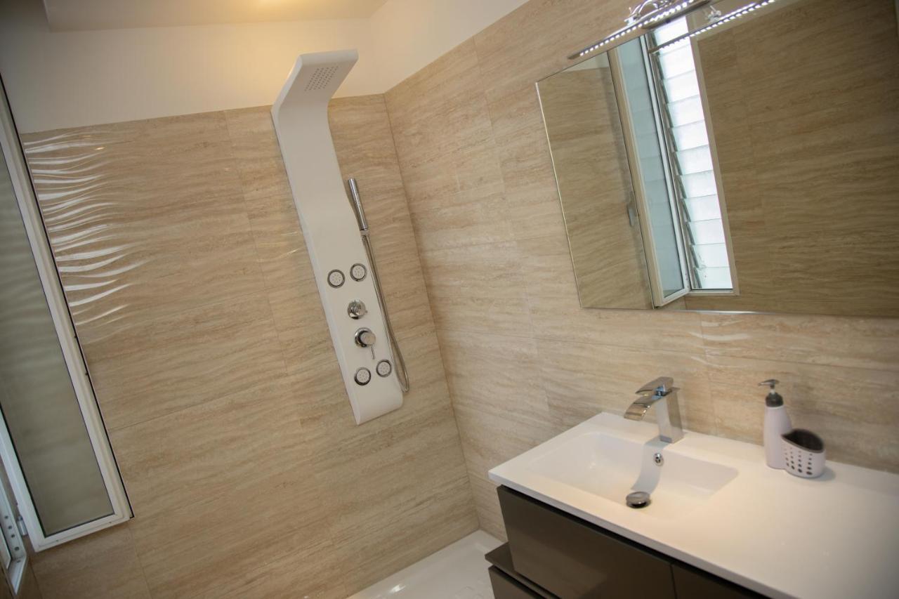 B&B Miramare Suite Ταράντο Εξωτερικό φωτογραφία
